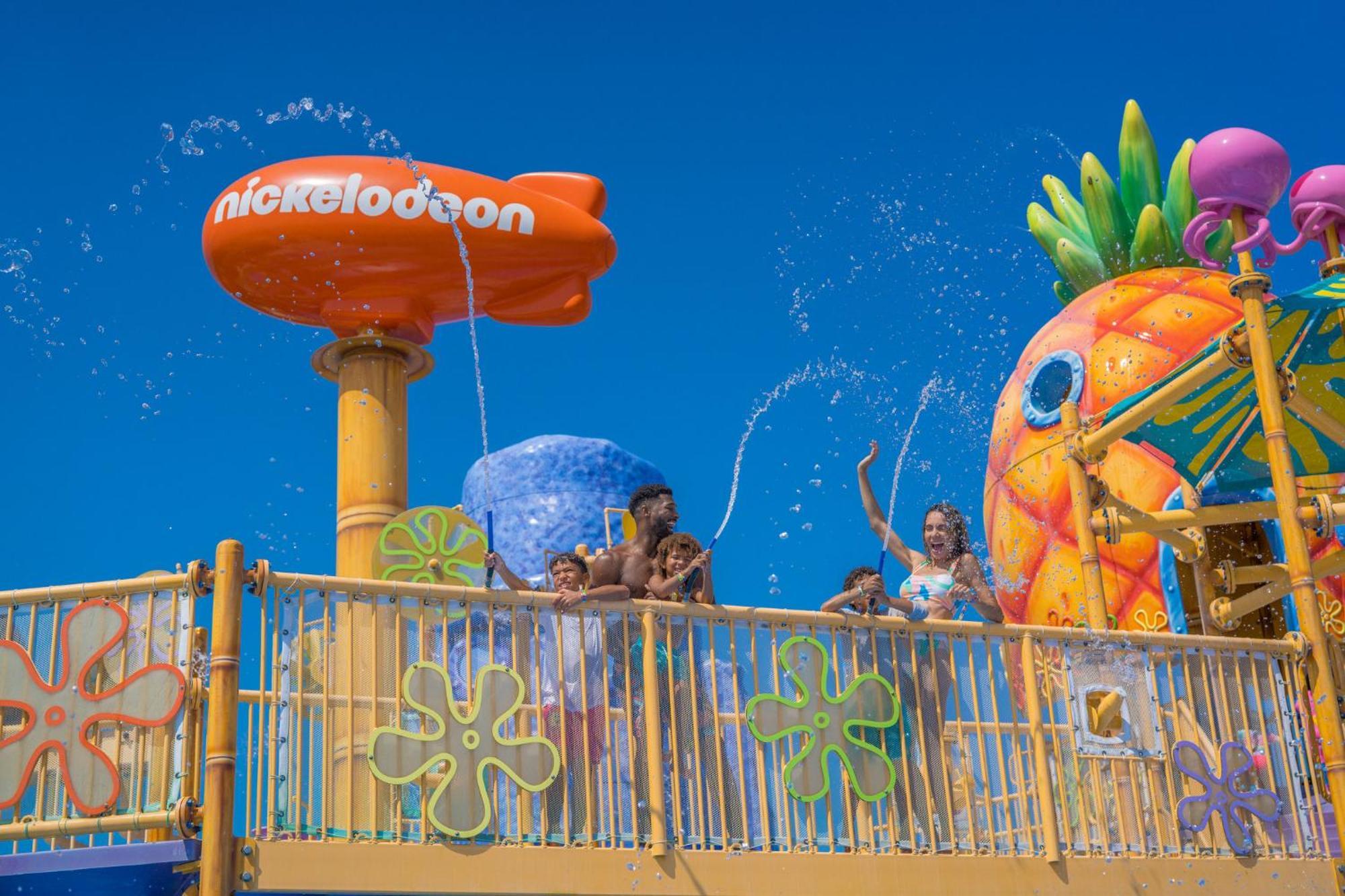 Nickelodeon Hotels & Resorts Riviera Maya Puerto Morelos Exterior foto SpongeBob SquarePants waterpark at Nickelodeon Universe